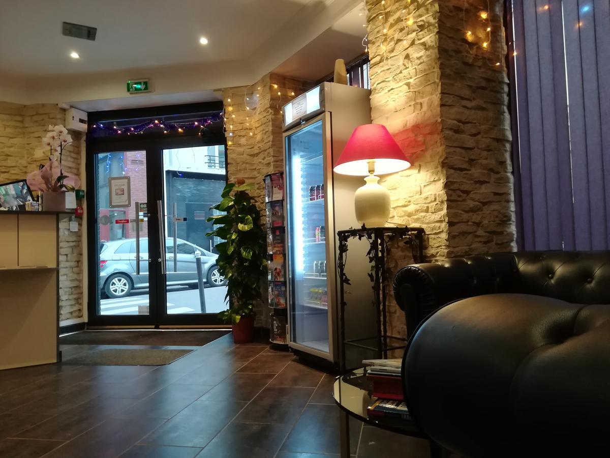 Hotel Du Globe 18 Paris Eksteriør billede